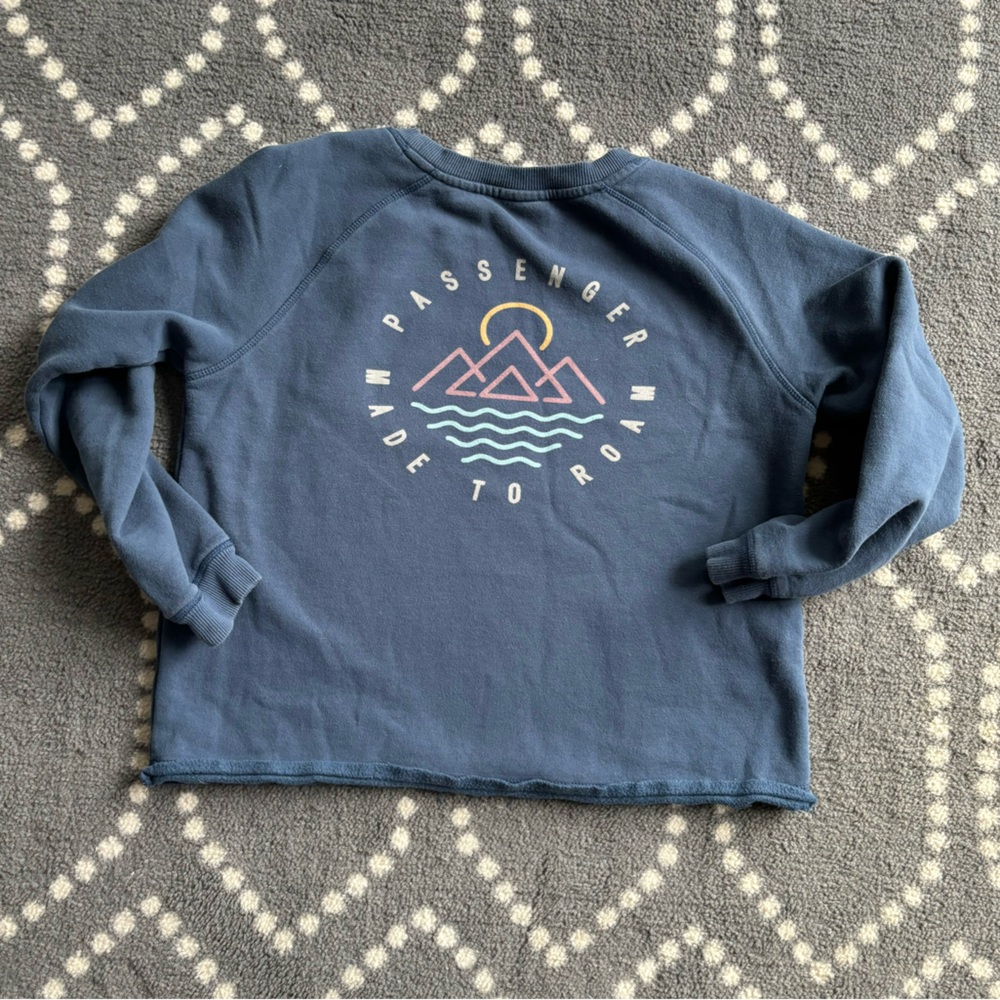 Passenger - Made to Roam Blue Crewneck Sweatshirt - LARGE
